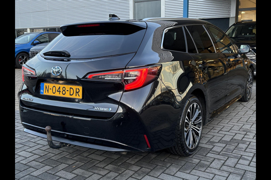 Toyota Corolla Touring Sports 1.8 Hybrid Executive | Trekhaak | Stoelverwarming | Head-up Display | Camera | Full LED |