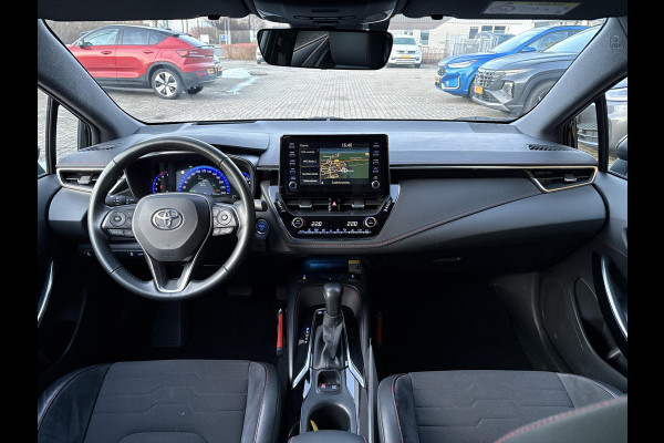 Toyota Corolla Touring Sports 1.8 Hybrid Executive | Trekhaak | Stoelverwarming | Head-up Display | Camera | Full LED |