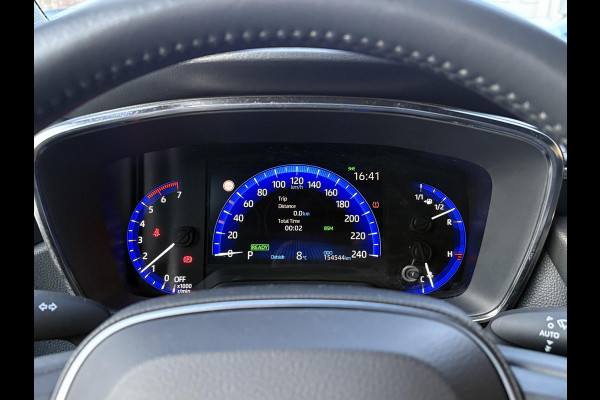 Toyota Corolla Touring Sports 1.8 Hybrid Executive | Trekhaak | Stoelverwarming | Head-up Display | Camera | Full LED |