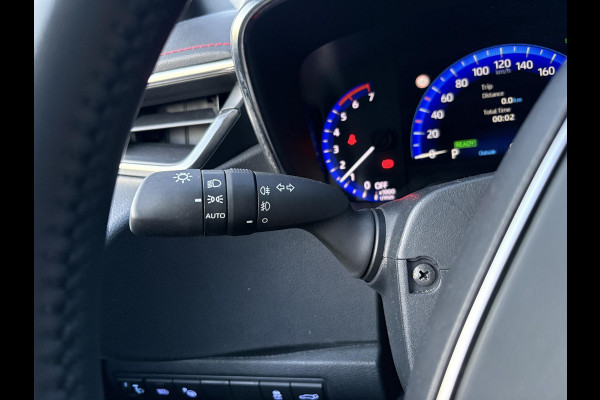 Toyota Corolla Touring Sports 1.8 Hybrid Executive | Trekhaak | Stoelverwarming | Head-up Display | Camera | Full LED |