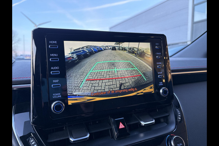 Toyota Corolla Touring Sports 1.8 Hybrid Executive | Trekhaak | Stoelverwarming | Head-up Display | Camera | Full LED |