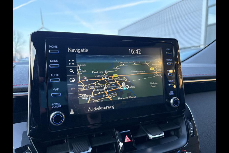 Toyota Corolla Touring Sports 1.8 Hybrid Executive | Trekhaak | Stoelverwarming | Head-up Display | Camera | Full LED |