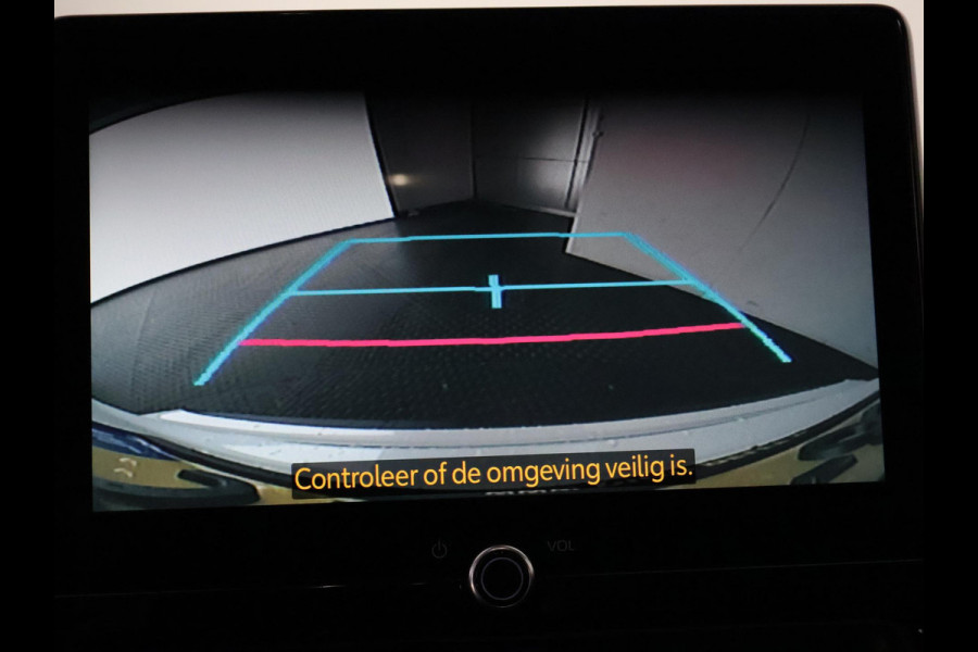 Toyota Yaris Cross 1.5 Hybrid 130 Dynamic Luxury Bi-Tone | Stuur- & Stoelverwarming | Apple Carplay & AndroidAUTO | Navigatie