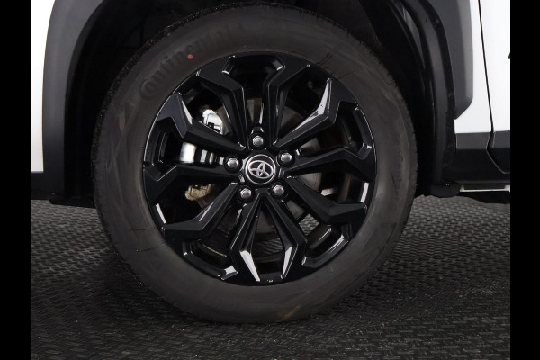 Toyota Yaris Cross 1.5 Hybrid 130 Dynamic Luxury Bi-Tone | Stuur- & Stoelverwarming | Apple Carplay & AndroidAUTO | Navigatie