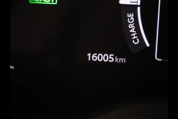 Toyota Yaris Cross 1.5 Hybrid 115 Dynamic Luxury | Stuur- & Stoelverwarming | Apple Carplay & AndroidAUTO |