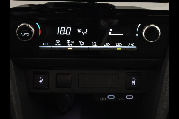 Toyota Yaris Cross 1.5 Hybrid 115 Dynamic Luxury | Stuur- & Stoelverwarming | Apple Carplay & AndroidAUTO |