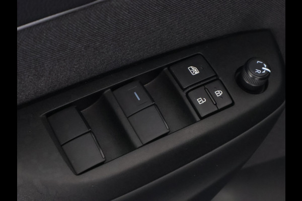 Toyota Yaris Cross 1.5 Hybrid 115 Dynamic Luxury | Stuur- & Stoelverwarming | Apple Carplay & AndroidAUTO |