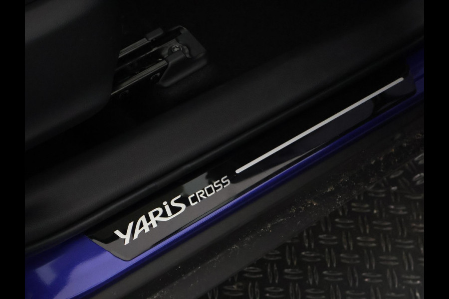 Toyota Yaris Cross 1.5 Hybrid 115 Dynamic Luxury | Stuur- & Stoelverwarming | Apple Carplay & AndroidAUTO |