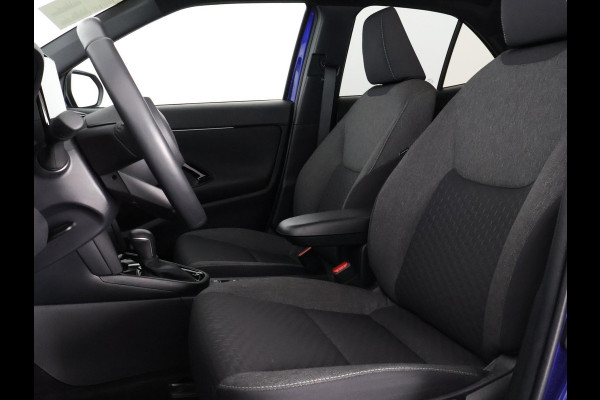 Toyota Yaris Cross 1.5 Hybrid 115 Dynamic Luxury | Stuur- & Stoelverwarming | Apple Carplay & AndroidAUTO |