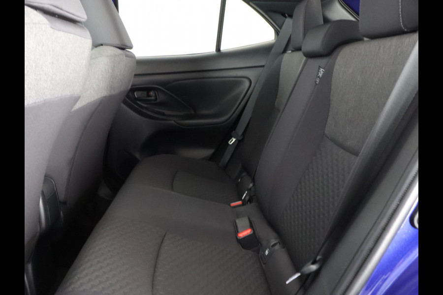 Toyota Yaris Cross 1.5 Hybrid 115 Dynamic Luxury | Stuur- & Stoelverwarming | Apple Carplay & AndroidAUTO |