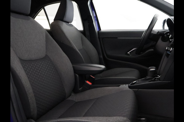 Toyota Yaris Cross 1.5 Hybrid 115 Dynamic Luxury | Stuur- & Stoelverwarming | Apple Carplay & AndroidAUTO |
