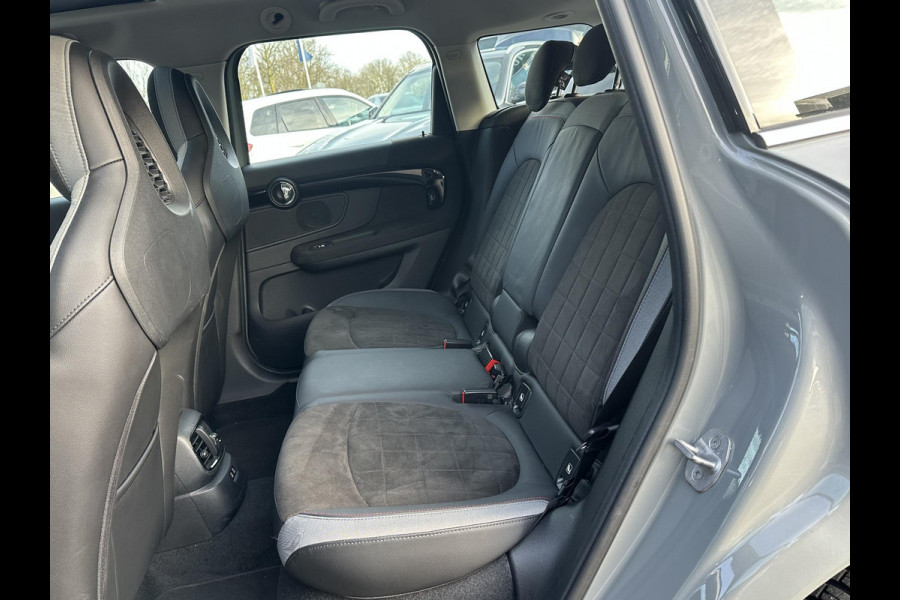 MINI Countryman 1.5 Cooper S E ALL4 PHEV Plug-in Hybride | Direct Rijklaar & Leverbaar | Panorama Dak | Stoelverwarming | Adaptieve Cruise Control | CarPlay & Camera | 12 Mnd BOVAG Garantie