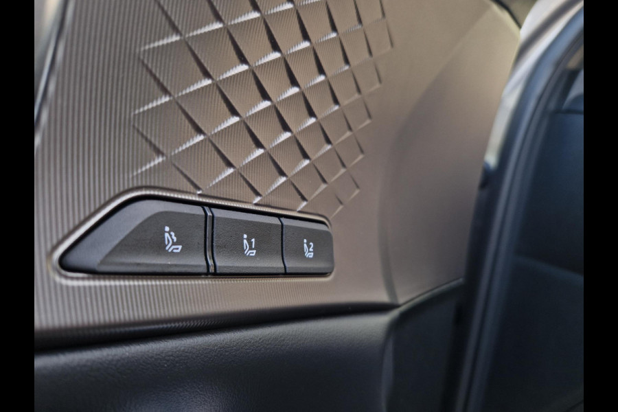 Kia Sorento 1.6 T-GDi Plug-in Hybrid 4WD ExecutiveLine 7p. | Pano | Dodehoek Camera | Massage | LED | Leder |