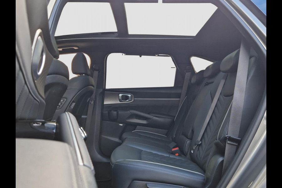 Kia Sorento 1.6 T-GDi Plug-in Hybrid 4WD ExecutiveLine 7p. | Pano | Dodehoek Camera | Massage | LED | Leder |