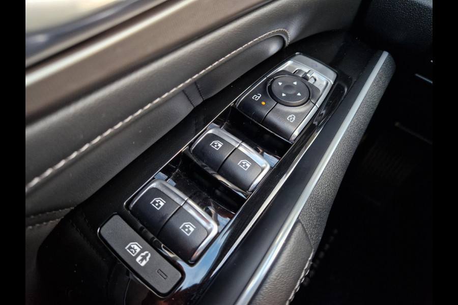 Kia Sorento 1.6 T-GDi Plug-in Hybrid 4WD ExecutiveLine 7p. | Pano | Dodehoek Camera | Massage | LED | Leder |
