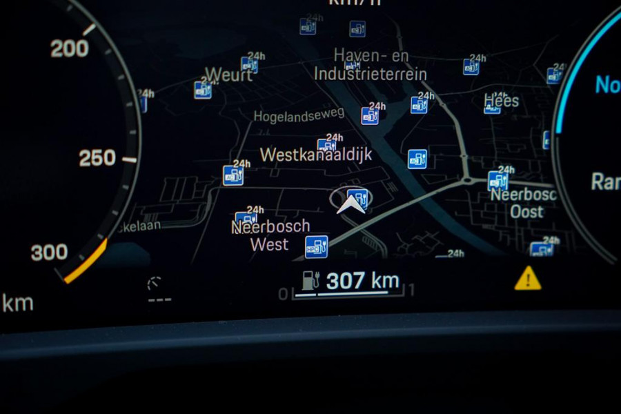 Porsche Taycan Turbo 93 kWh / 4Wiel Sturing / Pano / Passenger Display / Coated Brakes / Incl BTW