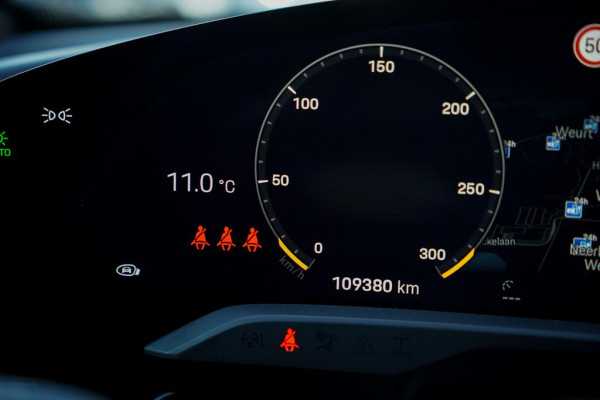 Porsche Taycan Turbo 93 kWh / 4Wiel Sturing / Pano / Passenger Display / Coated Brakes / Incl BTW