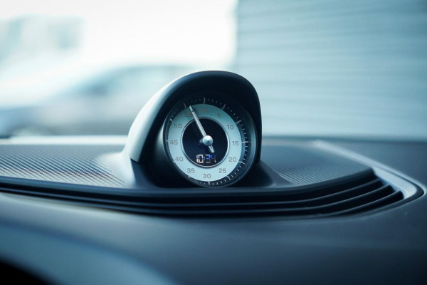 Porsche Taycan Turbo 93 kWh / 4Wiel Sturing / Pano / Passenger Display / Coated Brakes / Incl BTW