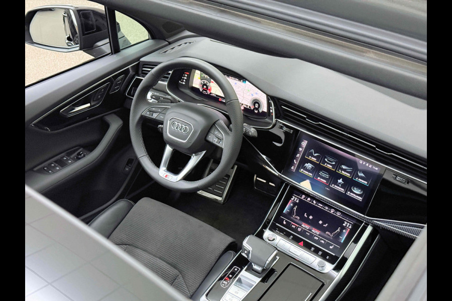 Audi Q7 50 V6 TDI 7-Persoons S-Line | 360 Camera | Trekhaak | ACC | Panorama | B&O Sound | Head-Up | Soft-Close | Matrix-LED | 4-Zone Clima | Stoelverwarming V+A | Keyless-Entry | Standkachel | Luchtvering | Tour-Pakket | Memory | Sfeerverlichting | Stuurverwarming | Autom. Parkeren | Carplay |