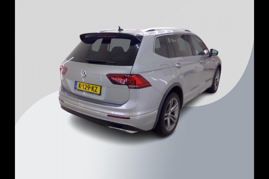 Volkswagen Tiguan Allspace 1.5 TSI Highline Business R Line 7p 150pk | Wegklapbare Trekhaak | Panoramadak | Leder | Stoelverwarming |