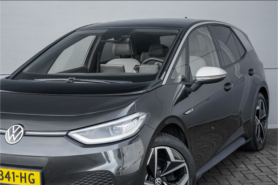 Volkswagen ID.3 First Plus 58 kWh Camera ACC Stuur&Stoelverw 19" 1e Eig BTW