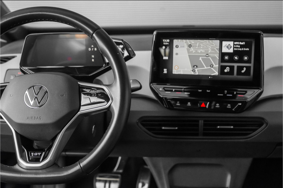 Volkswagen ID.3 First Plus 58 kWh Camera ACC Stuur&Stoelverw 19" 1e Eig BTW