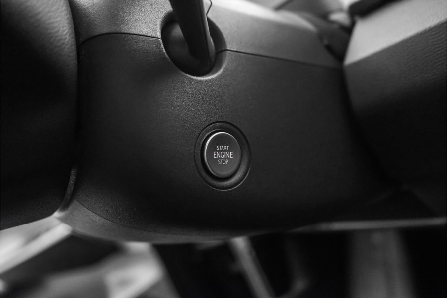 Volkswagen ID.3 First Plus 58 kWh Camera ACC Stuur&Stoelverw 19" 1e Eig BTW