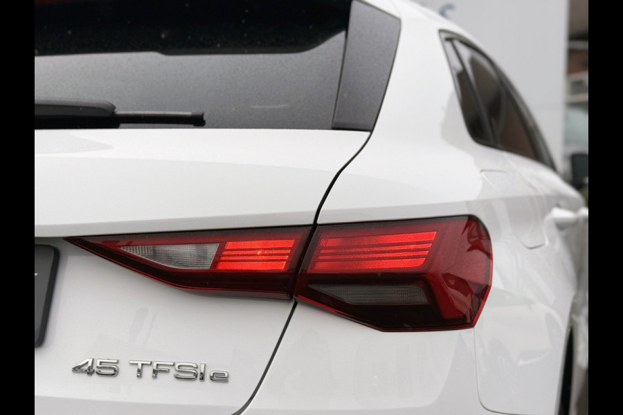 Audi A3 Sportback 45 TFSI e S-line | Navi | CarPlay | ACC | Camera | LED