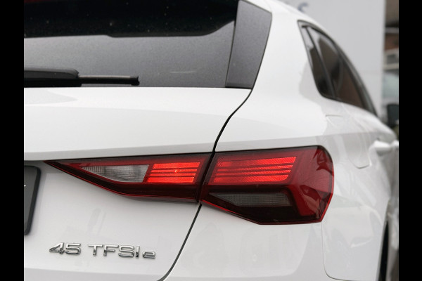 Audi A3 Sportback 45 TFSI e S-line | Navi | CarPlay | ACC | Camera | LED