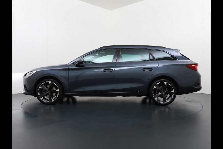 CUPRA Leon 1.4 eTSI PHEV FR PHEV Plug-in Hybride | Stoel- & Stuurwielverwarming | Elektrische Achterklep | Compleet Onderhouden | Unieke KM-stand | Direct Rijklaar & Leverbaar |