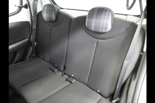 Peugeot 108 1.0 e-VTi Active Premium AIRCO/BLUETOOTH!