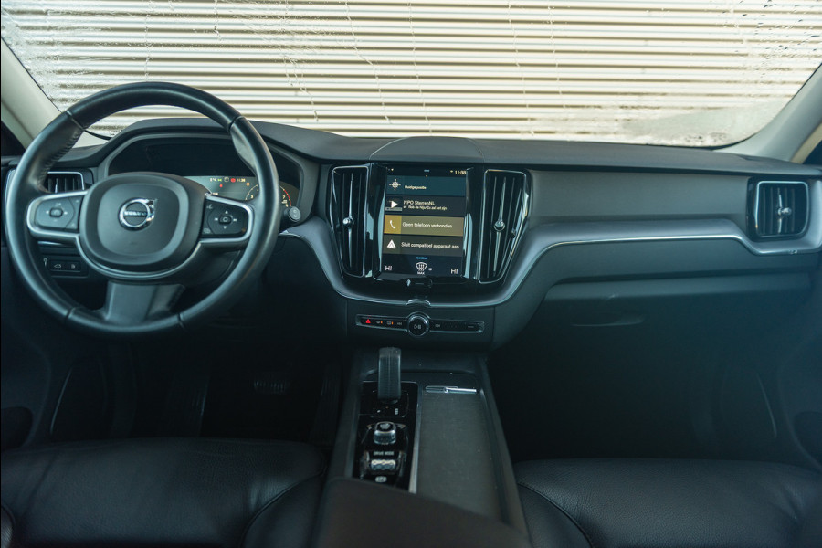 Volvo XC60 T6 Aut. Business Executive Leder Parkeercamera 340pk