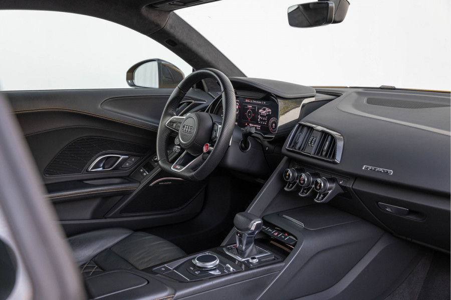 Audi R8 5.2 Performance 620pk Quattro Carbon Quiksilver Vossen