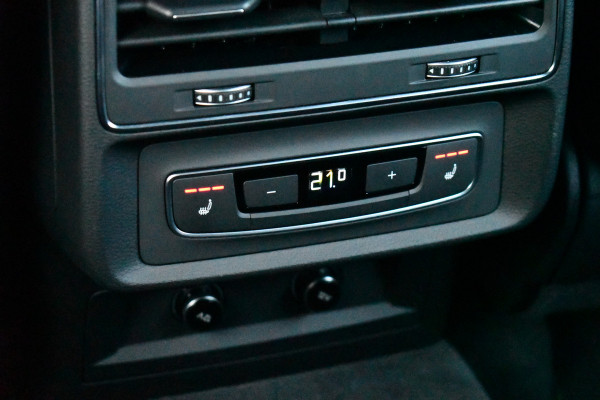 Audi Q8 55 TFSI e quattro S-Line Pano ACC B&O 22inch Black-optic