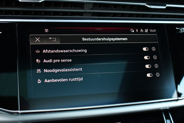 Audi Q8 55 TFSI e quattro S-Line Pano ACC B&O 22inch Black-optic