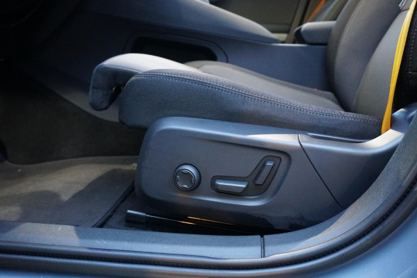 Polestar 2 Long Range Dual Motor Launch Edition 78kWh 408pk Performance + BREMBO BIG BRAKES / 360 CAMERA / PANODAK