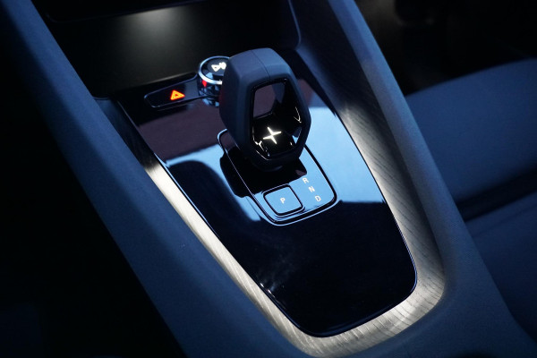 Polestar 2 Long Range Dual Motor Launch Edition 78kWh 408pk Performance + BREMBO BIG BRAKES / 360 CAMERA / PANODAK