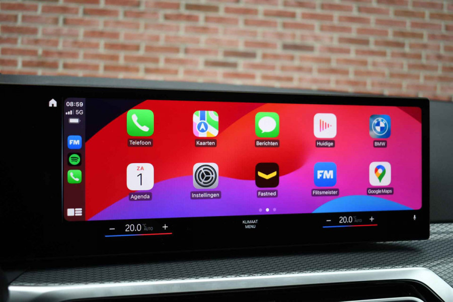 BMW 3 Serie Touring 320i M-Sport Pro Pano HUD HiFi Camera