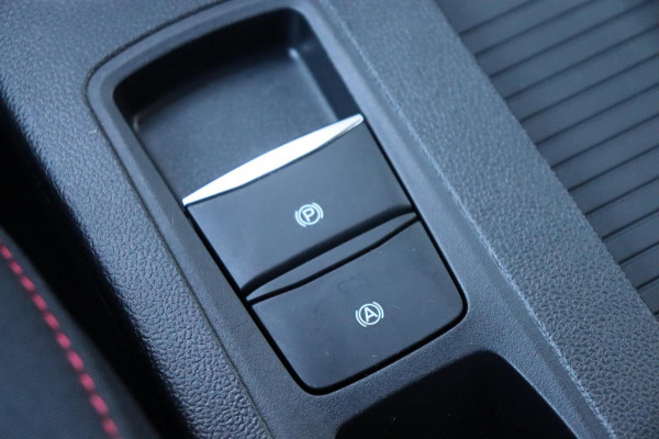 Ford Focus 1.0 EcoBoost ST Line Business org.NL