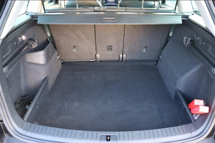 Škoda Kodiaq 1.5 TSI Limited Business Edition org.NL leer+vw pano-dak el.klep camera canton