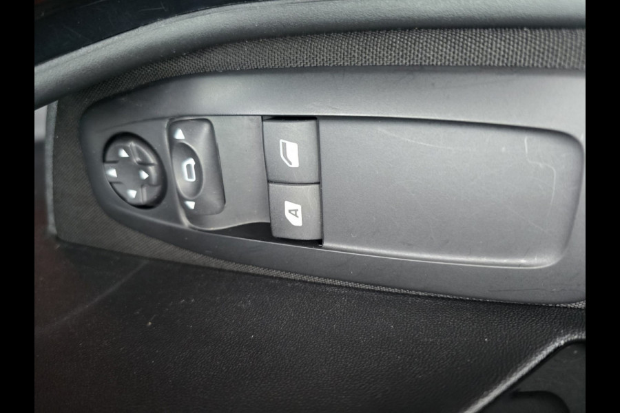 Peugeot 208 1.2 82PK Active | 1E EIGENAAR | AUTOMAAT | 12MND GARANTIE | NAVI | CRUISE | AIRCO |