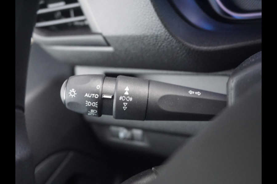 Peugeot e-Expert L3 50 kWh | camera | navi incl. Apple Carplay | verwarmde stoelen | airco | cruise control | parkeersensoren | rijklaarprijs