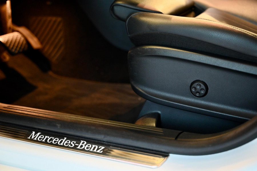 Mercedes-Benz B-Klasse 250 e Luxury Limited - Leer - Memory - Ambianceverlichting - Stoelverwarming - Panoramadak -