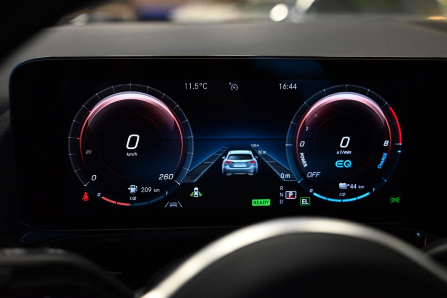 Mercedes-Benz B-Klasse 250 e Luxury Limited - Leer - Memory - Ambianceverlichting - Stoelverwarming - Panoramadak -