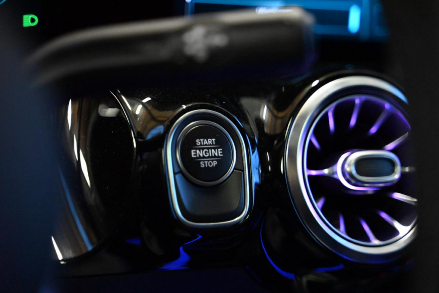 Mercedes-Benz B-Klasse 250 e Luxury Limited - Leer - Memory - Ambianceverlichting - Stoelverwarming - Panoramadak -