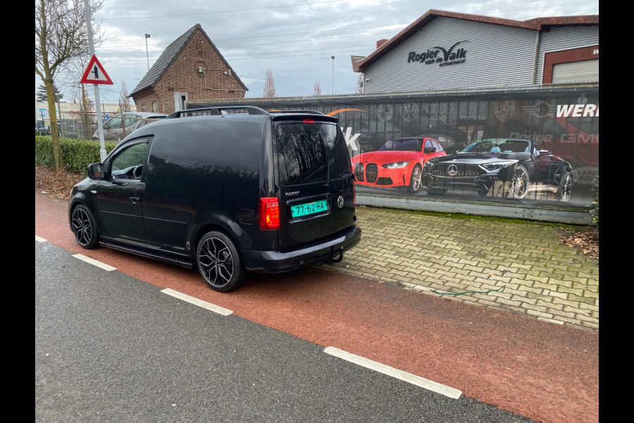 Volkswagen Caddy 2.0 TDI L1H1 180 PK Trendline Schuifdeur