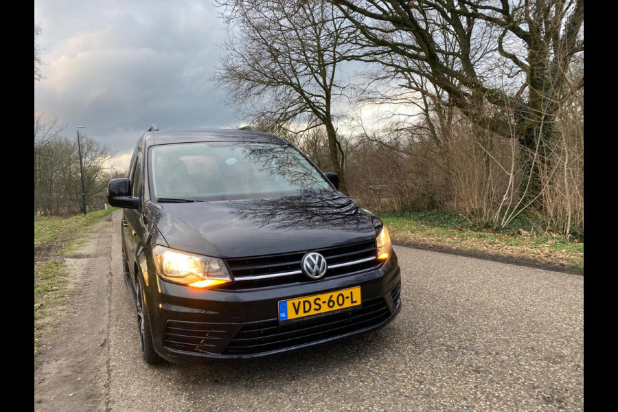 Volkswagen Caddy 2.0 TDI L1H1 180 PK Trendline Schuifdeur