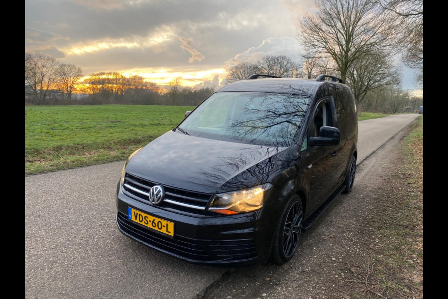 Volkswagen Caddy 2.0 TDI L1H1 180 PK Trendline Schuifdeur