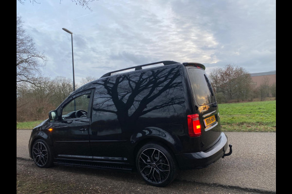 Volkswagen Caddy 2.0 TDI L1H1 180 PK Trendline Schuifdeur