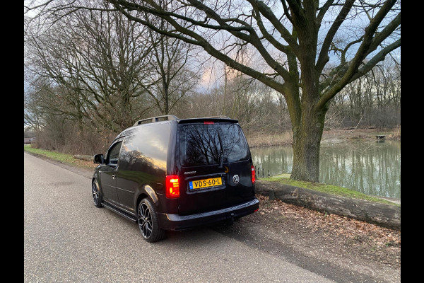 Volkswagen Caddy 2.0 TDI L1H1 180 PK Trendline Schuifdeur